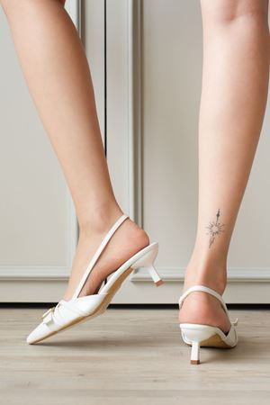 Kadın Paris İnce Kısa Topuklu Ayakkabı - Beyaz-Rugan