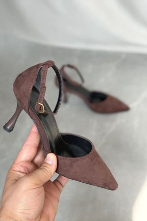 Kadın Rustik İnce Topuklu Ayakkabı - Kahve-Süet